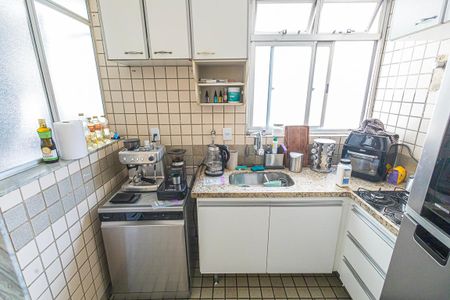 Apartamento à venda com 54m², 2 quartos e 2 vagas Apartamento à venda com 54m², 2 quartos e 2 vagasCozinha