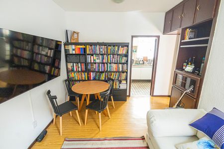 Apartamento à venda com 54m², 2 quartos e 2 vagas Apartamento à venda com 54m², 2 quartos e 2 vagasSala