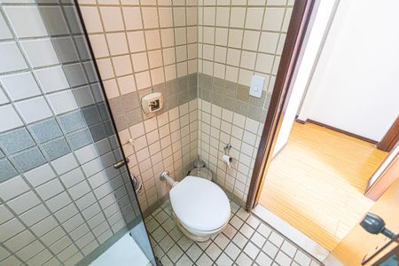 Banheiro de apartamento à venda com 2 quartos, 54m² em Dona Clara, Belo Horizonte
