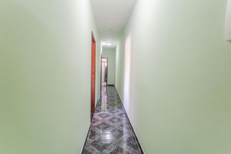 Corredor no 2° Andar de casa para alugar com 4 quartos, 180m² em Boa Vista, Belo Horizonte