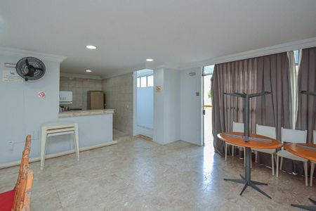 Apartamento à venda com 2 quartos, 56m² em Capela do Socorro, São Paulo