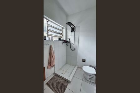 Casa à venda com 100m², 3 quartos e sem vaga Casa à venda com 100m², 3 quartos e sem vagaBanheiro 2