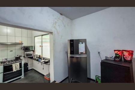 Casa à venda com 100m², 3 quartos e sem vaga Casa à venda com 100m², 3 quartos e sem vagaCozinha