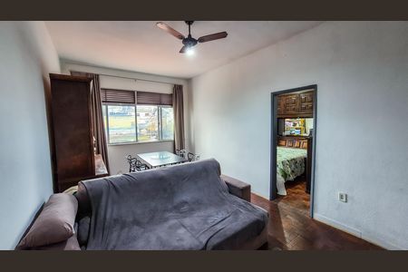 Sala de casa à venda com 3 quartos, 100m² em Penha Circular, Rio de Janeiro