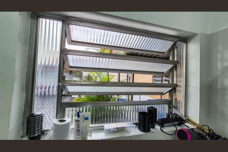 Casa à venda com 100m², 3 quartos e sem vaga Casa à venda com 100m², 3 quartos e sem vagaBanheiro 2