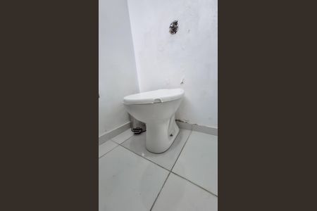 Casa à venda com 100m², 3 quartos e sem vaga Casa à venda com 100m², 3 quartos e sem vagaBanheiro 2