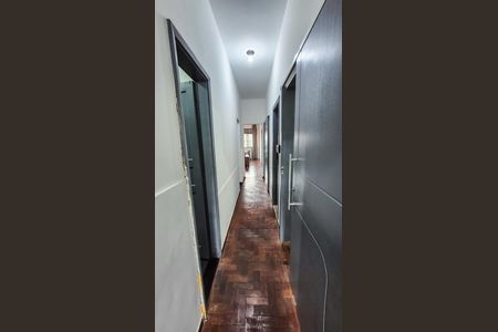 Casa à venda com 100m², 3 quartos e sem vaga Casa à venda com 100m², 3 quartos e sem vagaCorredor