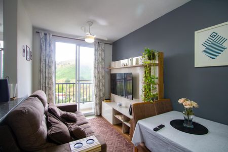 Apartamento para alugar com 2 quartos, 58m² em Covanca, São Gonçalo