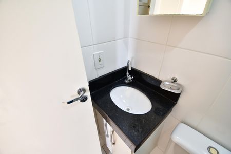 Banheiro Suíte de apartamento para alugar com 2 quartos, 47m² em Vila 31 de Março, Campinas