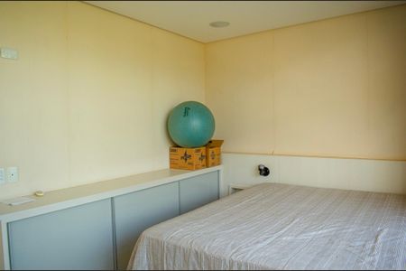 Casa de condomínio à venda com 498m², 6 quartos e 4 vagas Casa de condomínio à venda com 498m², 6 quartos e 4 vagasSuíte 2