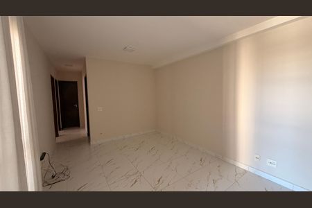 Sala de apartamento para alugar com 3 quartos, 74m² em Setor Faicalville, Goiânia
