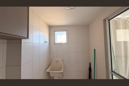 Apartamento para alugar com 74m², 3 quartos e 1 vagaÁrea de Serviço