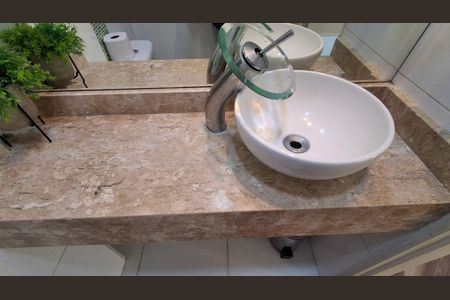 Banheiro Social de apartamento à venda com 3 quartos, 68m² em Barcelona, São Caetano do Sul