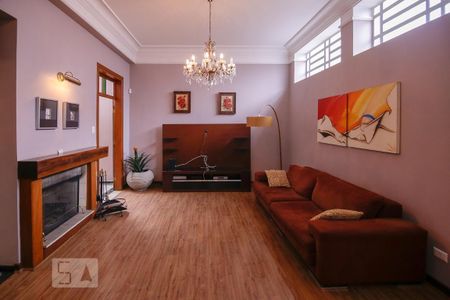 Casa à venda com 3 quartos, 240m² em Pompeia, São Paulo