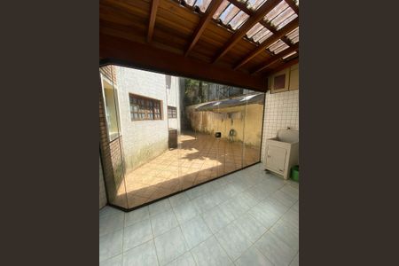 Casa de Condomínio à venda com 3 quartos, 450m² em Portal dos Gramados, Guarulhos