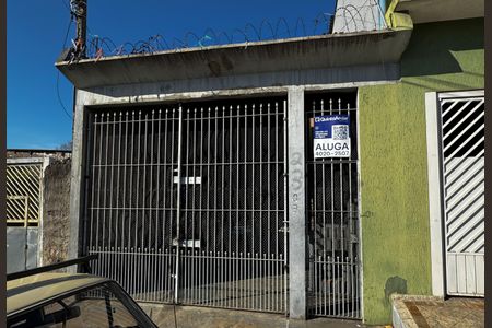 Fachada de casa para alugar com 2 quartos, 70m² em Vila Nova Curuca, São Paulo