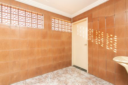 Casa para alugar com 70m², 2 quartos e 1 vagaÁrea de Serviço 