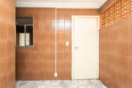 Casa para alugar com 70m², 2 quartos e 1 vagaÁrea de Serviço 