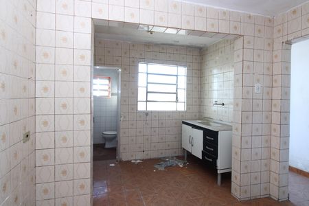 Casa à venda com 5 quartos, 300m² em Cangaiba, São Paulo