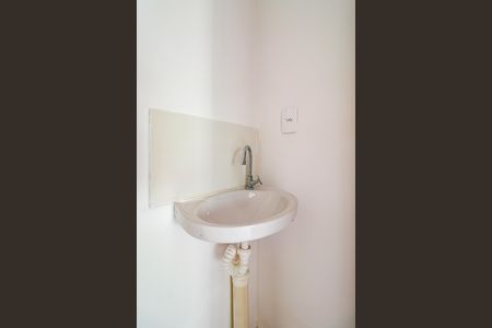 Apartamento para alugar com 35m², 2 quartos e sem vaga Apartamento para alugar com 35m², 2 quartos e sem vagaBanheiro