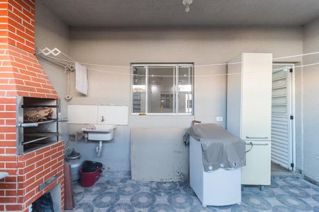 Casa de condomínio para alugar com 115m², 2 quartos e 1 vaga Casa de condomínio para alugar com 115m², 2 quartos e 1 vagaÁrea de Serviço/Churrasqueira