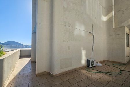 Apartamento para alugar com 260m², 3 quartos e 2 vagas