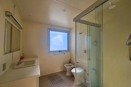 Apartamento para alugar com 260m², 3 quartos e 2 vagas