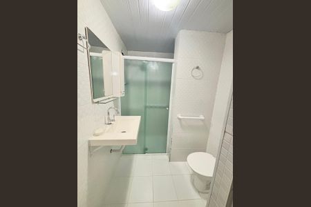 Banheiro de casa à venda com 4 quartos, 170m² em Vila Nossa Senhora do Retiro, São Paulo
