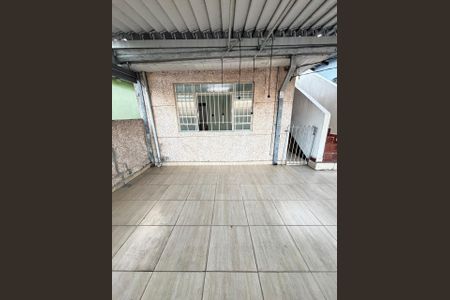Área externa de casa à venda com 4 quartos, 170m² em Vila Nossa Senhora do Retiro, São Paulo