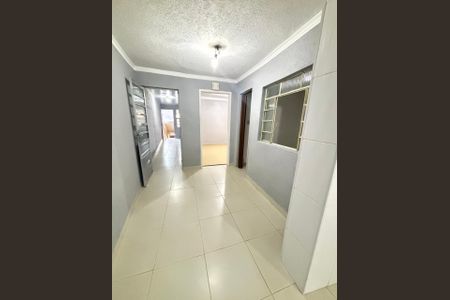 Sala de casa à venda com 4 quartos, 170m² em Vila Nossa Senhora do Retiro, São Paulo