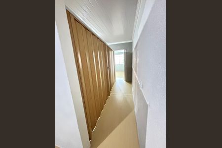 Corredor de casa à venda com 4 quartos, 170m² em Vila Nossa Senhora do Retiro, São Paulo