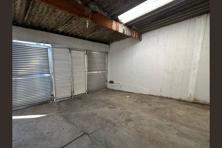 Garagem de casa para alugar com 3 quartos, 100m² em Jardim Regina Alice, Barueri