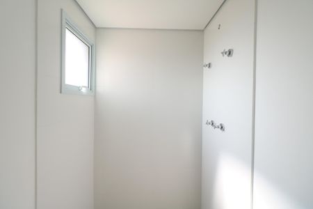 Apartamento à venda com 67m², 2 quartos e 2 vagas Apartamento à venda com 67m², 2 quartos e 2 vagasBanheiro da Suíte