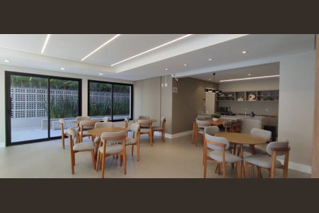Apartamento à venda com 67m², 2 quartos e 2 vagas Apartamento à venda com 67m², 2 quartos e 2 vagasSalão de Festas
