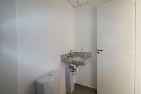 Apartamento à venda com 67m², 2 quartos e 2 vagas Apartamento à venda com 67m², 2 quartos e 2 vagasBanheiro
