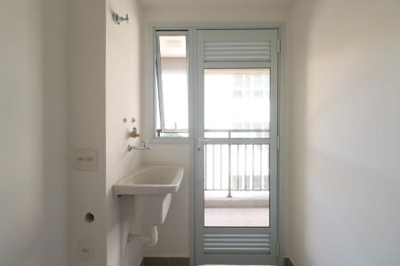Apartamento à venda com 67m², 2 quartos e 2 vagas Apartamento à venda com 67m², 2 quartos e 2 vagasCozinha e Área de Serviço