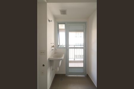 Apartamento à venda com 67m², 2 quartos e 2 vagas Apartamento à venda com 67m², 2 quartos e 2 vagasCozinha e Área de Serviço