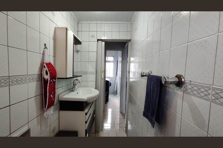 Banheiro de apartamento para alugar com 2 quartos, 48m² em Guaianases, São Paulo