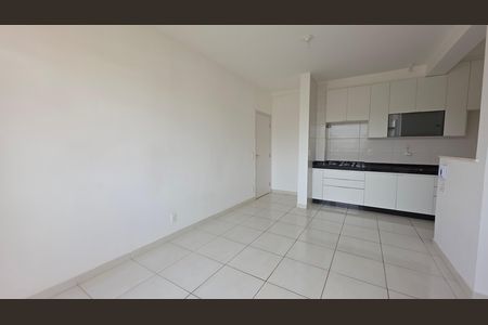 Sala de apartamento à venda com 2 quartos, 70m² em Residencial Visão, Lagoa Santa