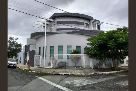 Casa de Condomínio para alugar com 3 quartos, 200m² em Jardim dos Estados, Taubaté