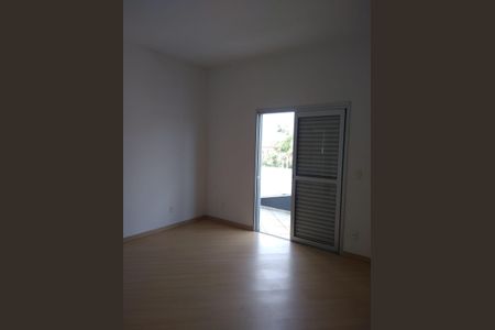 Quarto de casa de condomínio para alugar com 3 quartos, 200m² em Jardim dos Estados, Taubaté