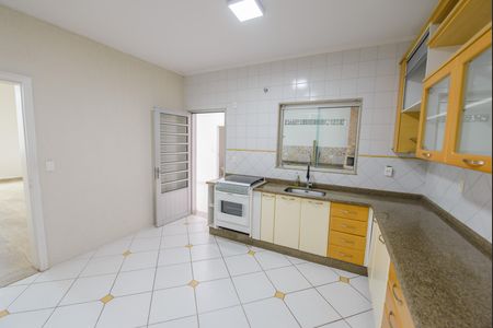 Casa de condomínio para alugar com 200m², 3 quartos e 2 vagas Casa de condomínio para alugar com 200m², 3 quartos e 2 vagasCozinha