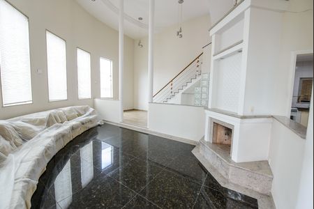 Casa de condomínio para alugar com 200m², 3 quartos e 2 vagas Casa de condomínio para alugar com 200m², 3 quartos e 2 vagasSala