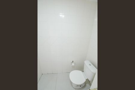 Casa de condomínio para alugar com 200m², 3 quartos e 2 vagas Casa de condomínio para alugar com 200m², 3 quartos e 2 vagasBanheiro de serviço