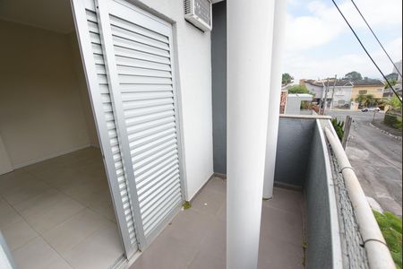 Casa de condomínio para alugar com 200m², 3 quartos e 2 vagas Casa de condomínio para alugar com 200m², 3 quartos e 2 vagasVaranda do Quarto 2