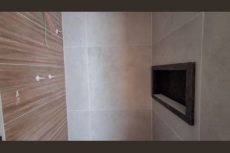 Apartamento à venda com 54m², 2 quartos e 1 vaga Apartamento à venda com 54m², 2 quartos e 1 vagaBanheiro Social