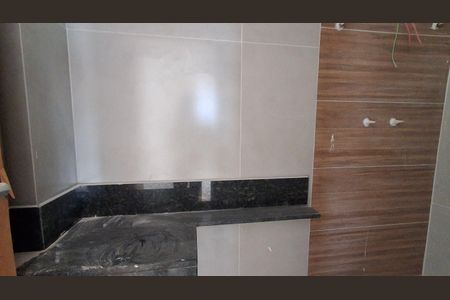 Apartamento à venda com 54m², 2 quartos e 1 vaga Apartamento à venda com 54m², 2 quartos e 1 vagaBanheiro Social