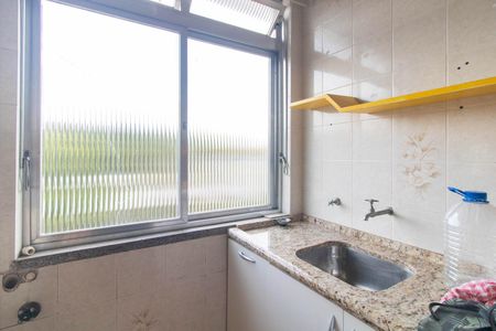 Apartamento para alugar com 68m², 2 quartos e 1 vaga Apartamento para alugar com 68m², 2 quartos e 1 vagaCozinha e Área de Serviço