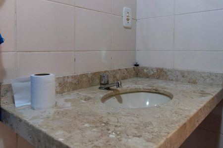 Apartamento para alugar com 68m², 2 quartos e 1 vaga Apartamento para alugar com 68m², 2 quartos e 1 vagaBanheiro