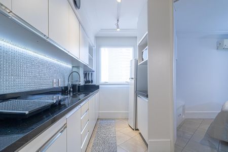 Apartamento à venda com 35m², 1 quarto e 1 vaga Apartamento à venda com 35m², 1 quarto e 1 vagaCozinha
